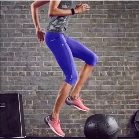 Athleta Dobby Be Free Knicker Pant XS - Picture 2 of 5